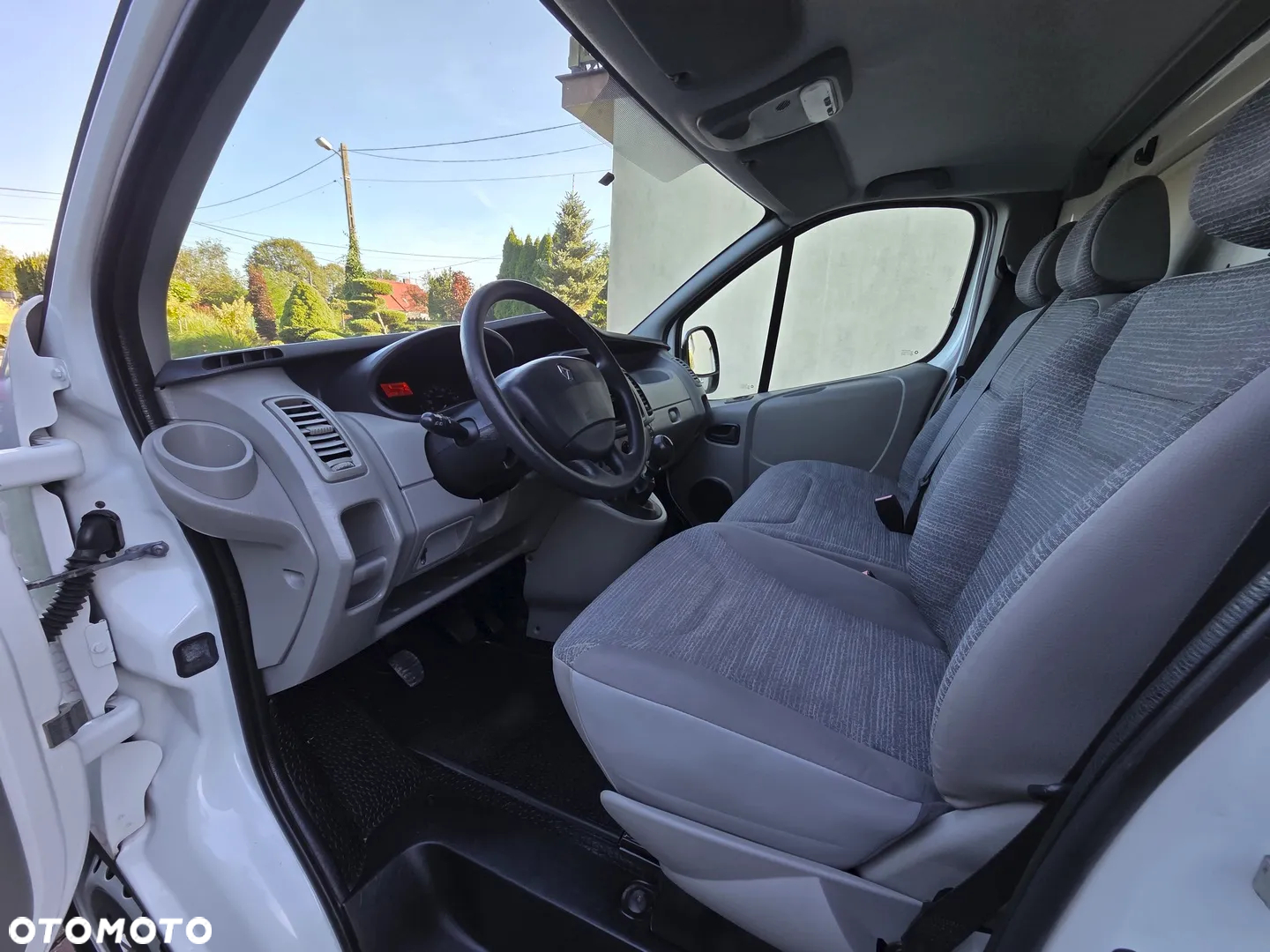 Renault Trafic - 22