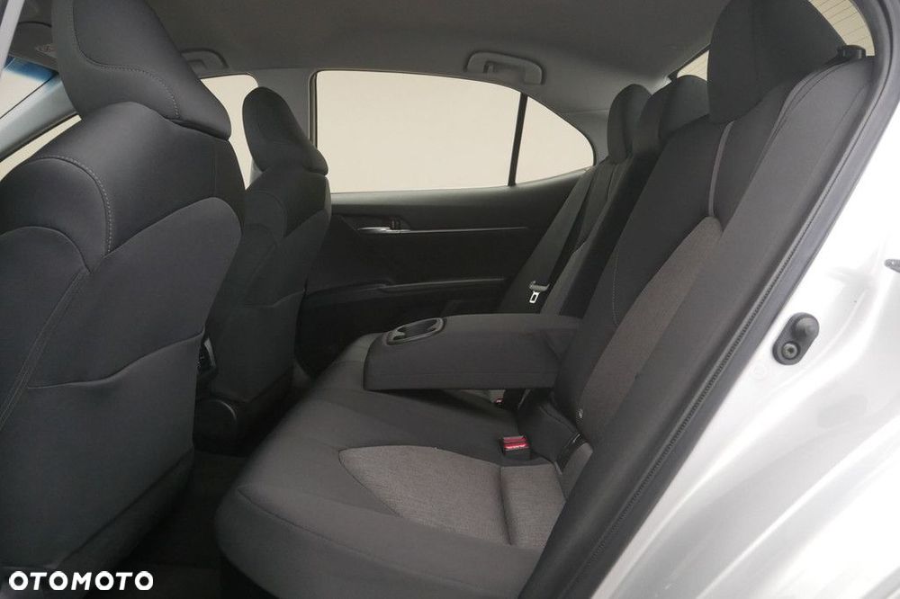 Toyota Camry 2.5 Hybrid Comfort CVT - 15