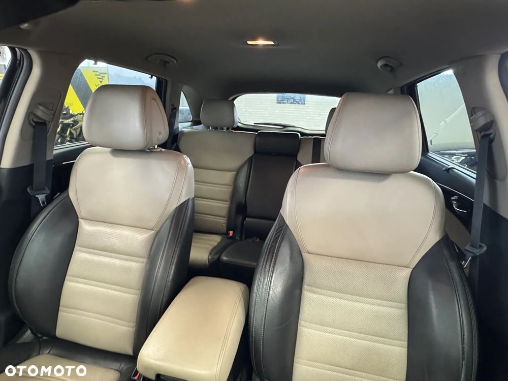 Kia Sorento 2.0 CRDI XL - 24