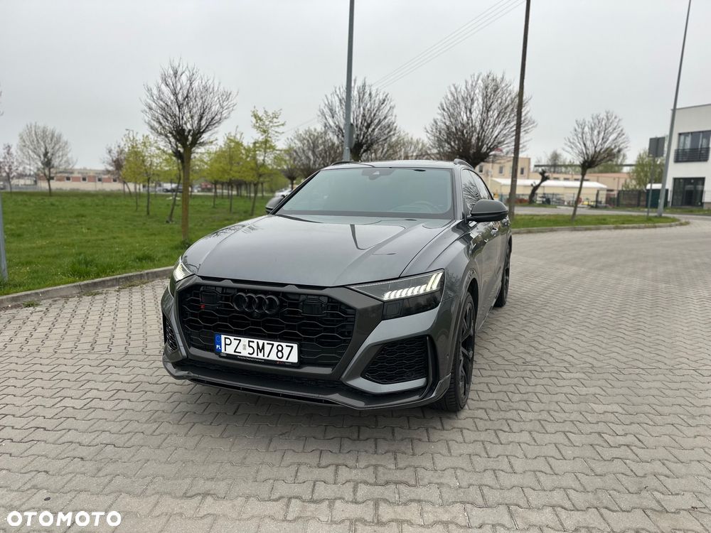 Audi RS Q8 - 1