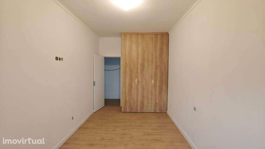 Andar de moradia EM BARROSELAS NOVO E RENOVADO. - Grande imagem: 3/12