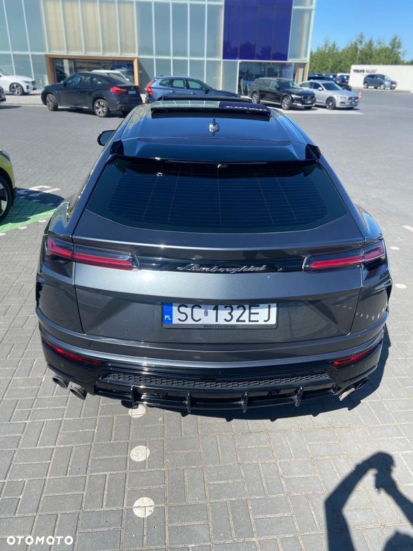 Lamborghini Urus Standard - 7