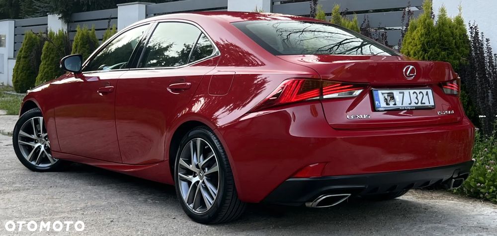 Lexus IS 200t F Sport - 39