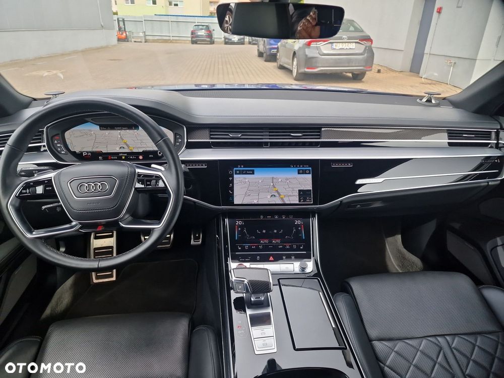 Audi S8 - 16