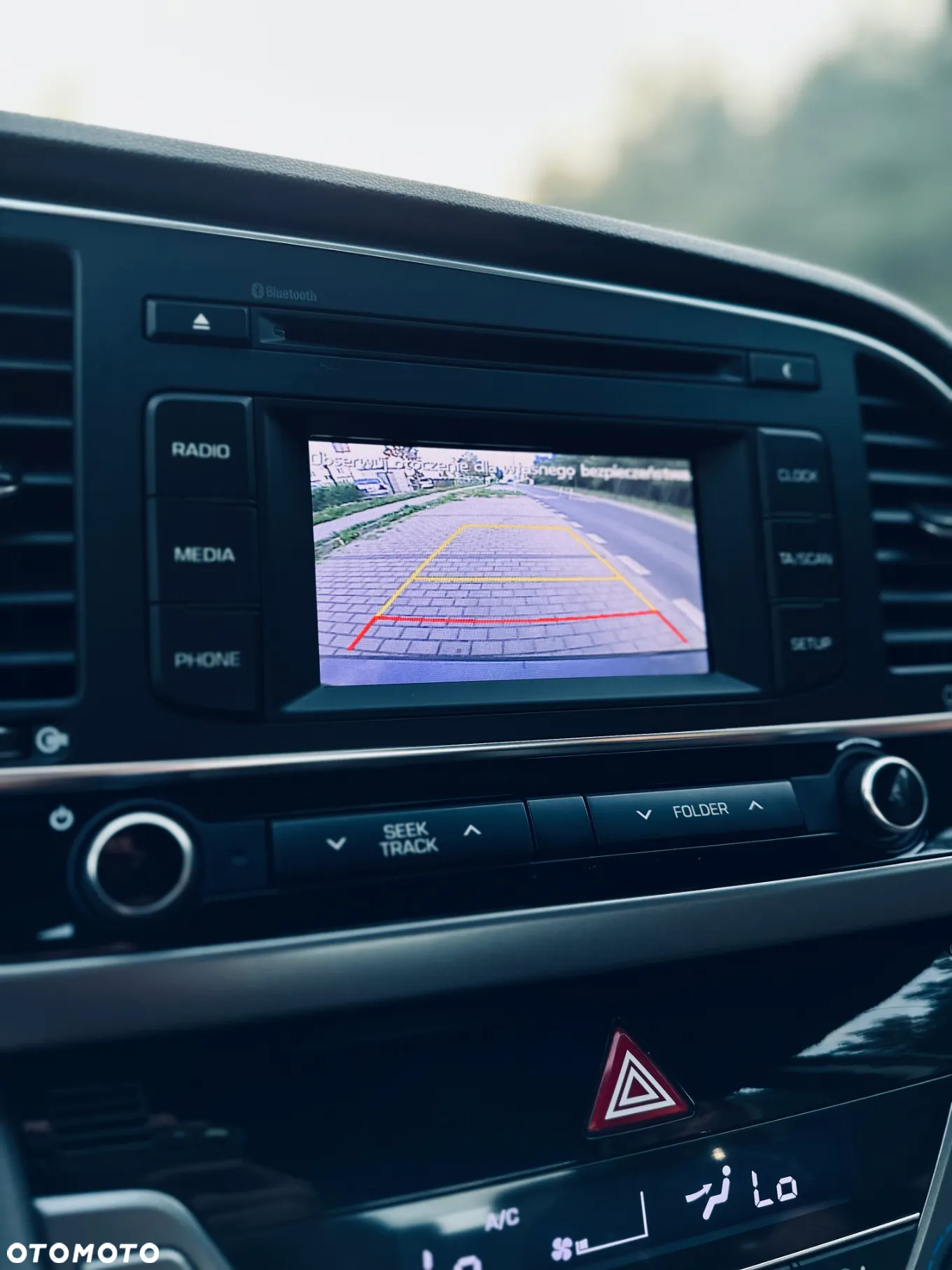 Hyundai Elantra - 9