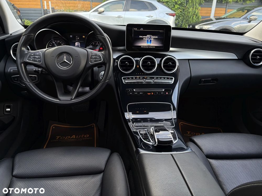 Mercedes-Benz Klasa C 200 9G-TRONIC - 36