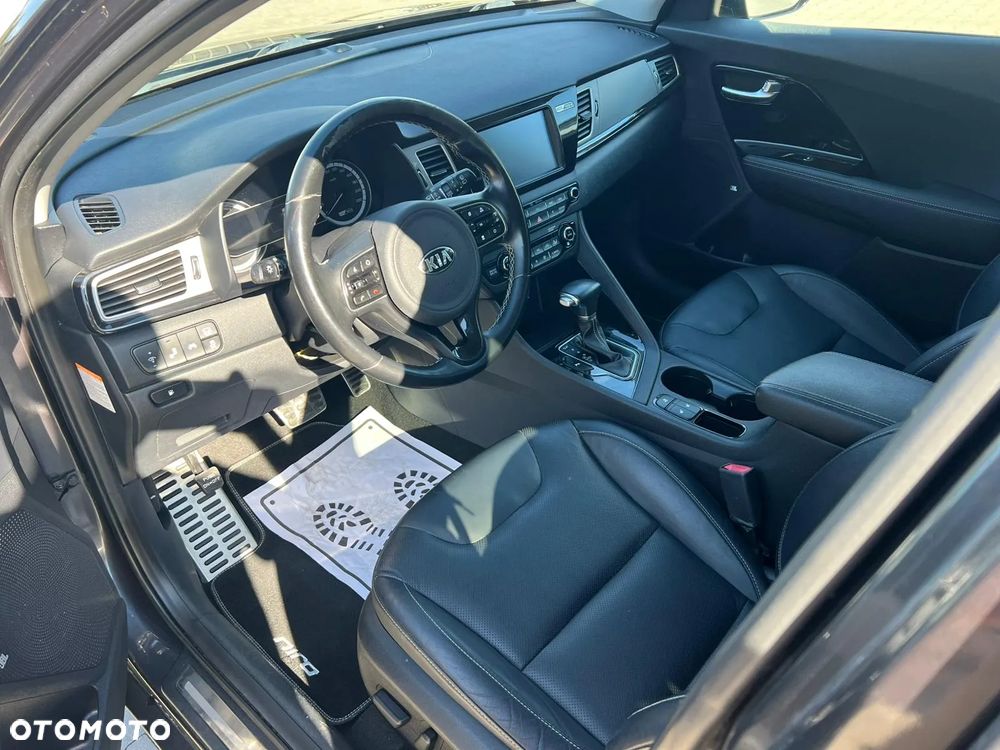 Kia Niro 1.6 GDI Hybrid L - 8