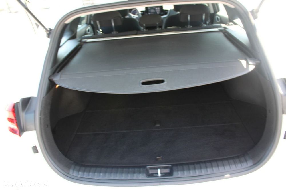 Kia Ceed - 12
