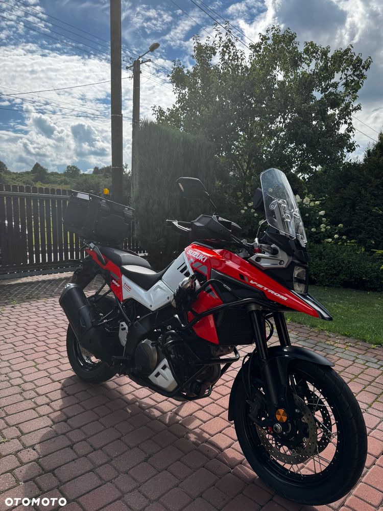 Suzuki V-STROM - 1