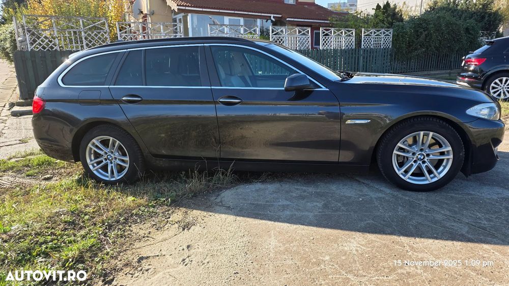BMW Seria 5 530d xDrive Touring - 1