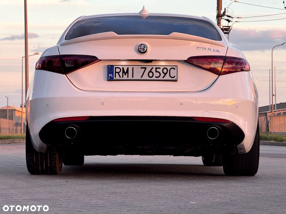 Alfa Romeo Giulia 2.2 Diesel AT8 Super - 7
