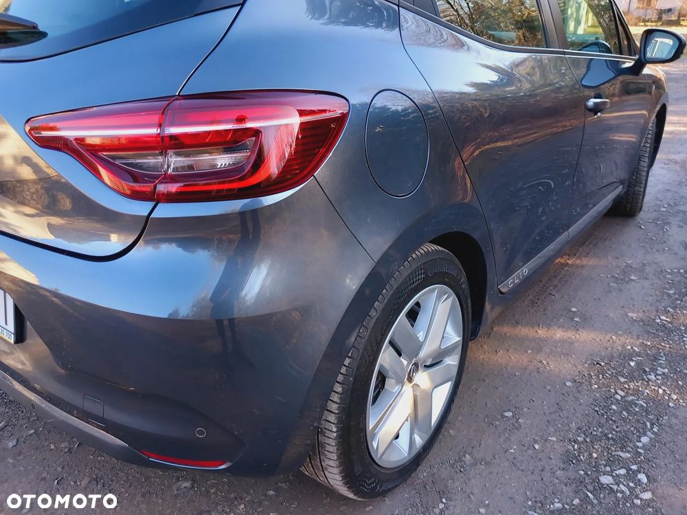 Renault Clio - 35