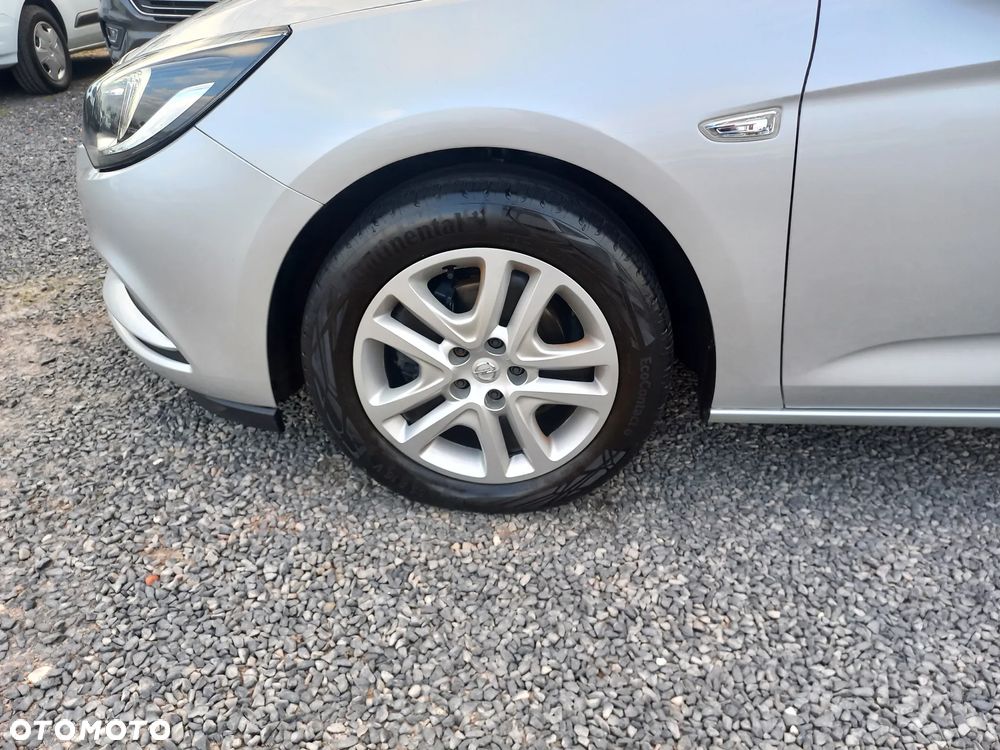 Opel Astra 1.6 CDTI Enjoy - 12