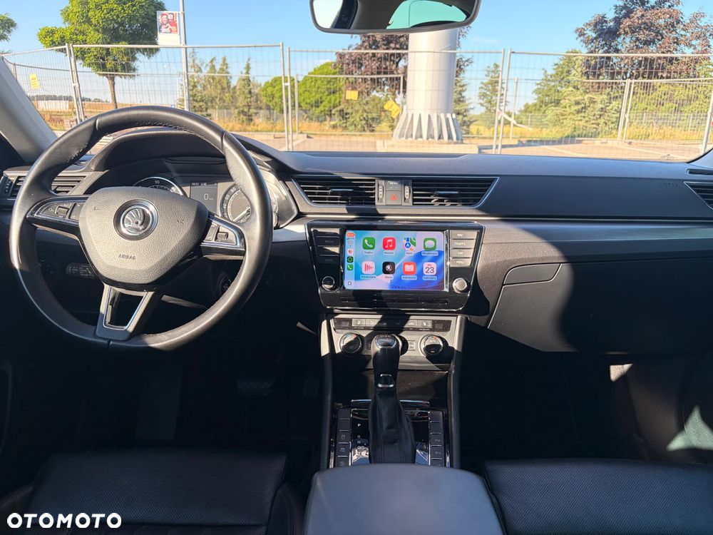 Skoda Superb 2.0 TDI L&K DSG - 18