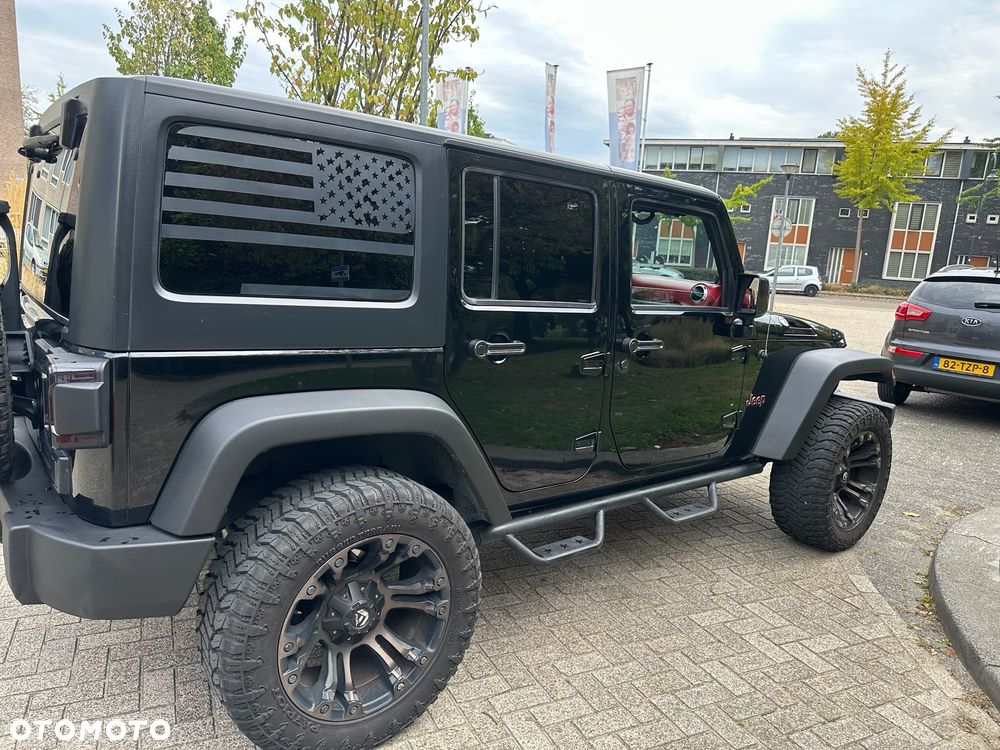 Jeep Wrangler 3.6 Unlim Rubicon X - 34
