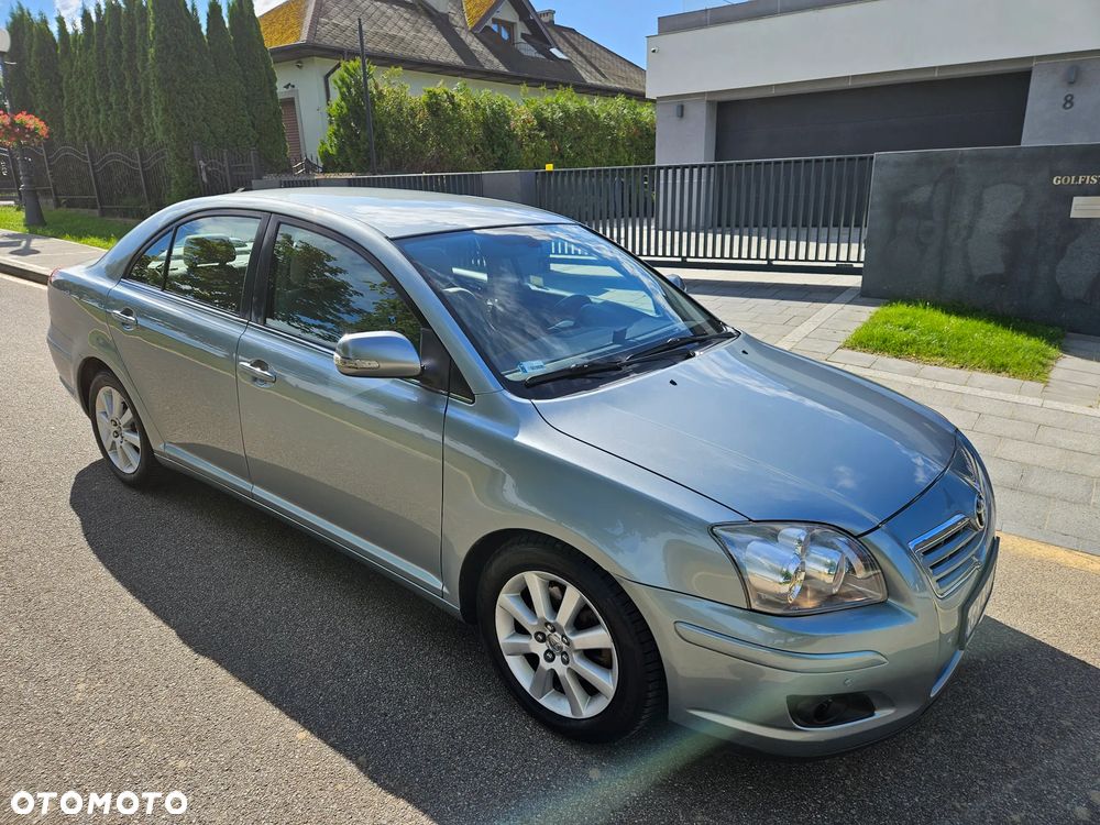 Toyota Avensis 2.0 D-4D Sol - 15