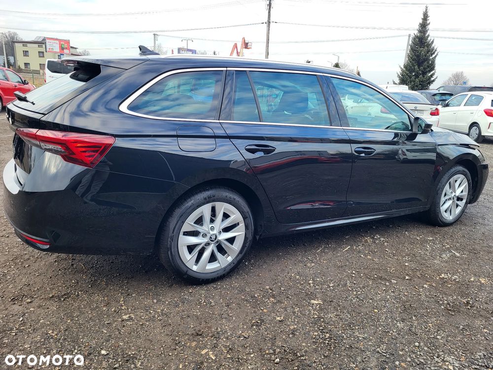 Skoda Octavia 1.5 TSI mHEV DSG Selection - 7