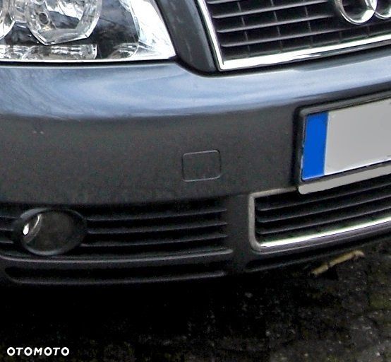 Zaślepka zderzaka przód hak / hol AUDI A4 B6 KOLOR - 6