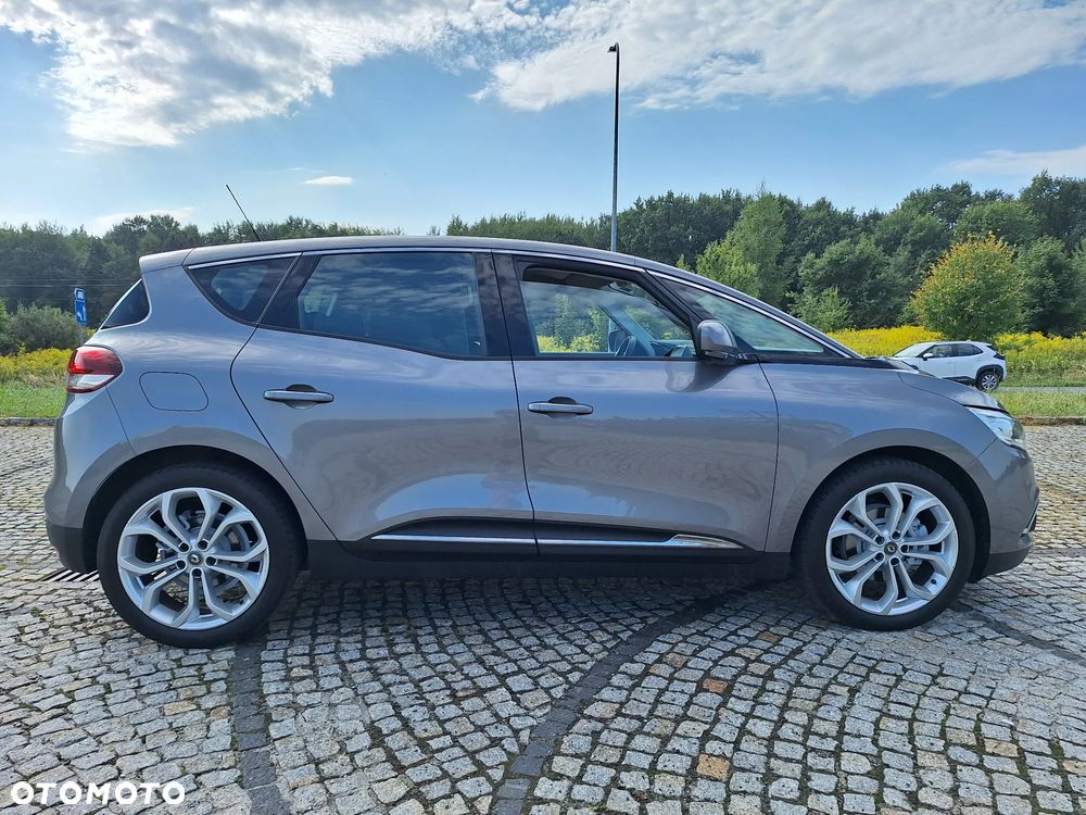 Renault Scenic BLUE dCi 120 BUSINESS EDITION - 23