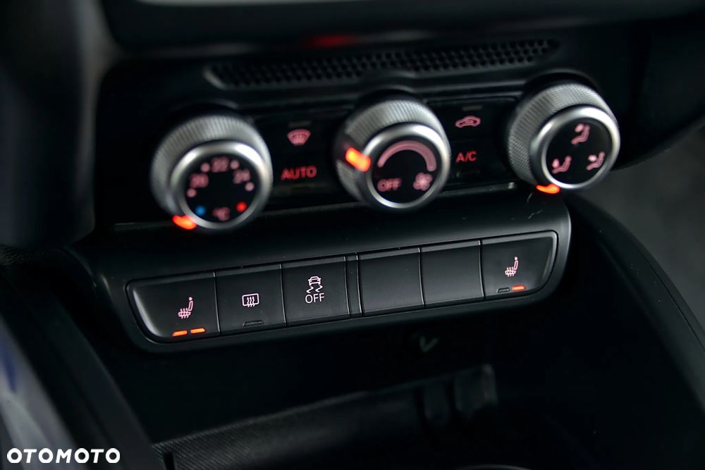 Audi A1 3-drzwiowe 1.4 TDI (ultra) - 29