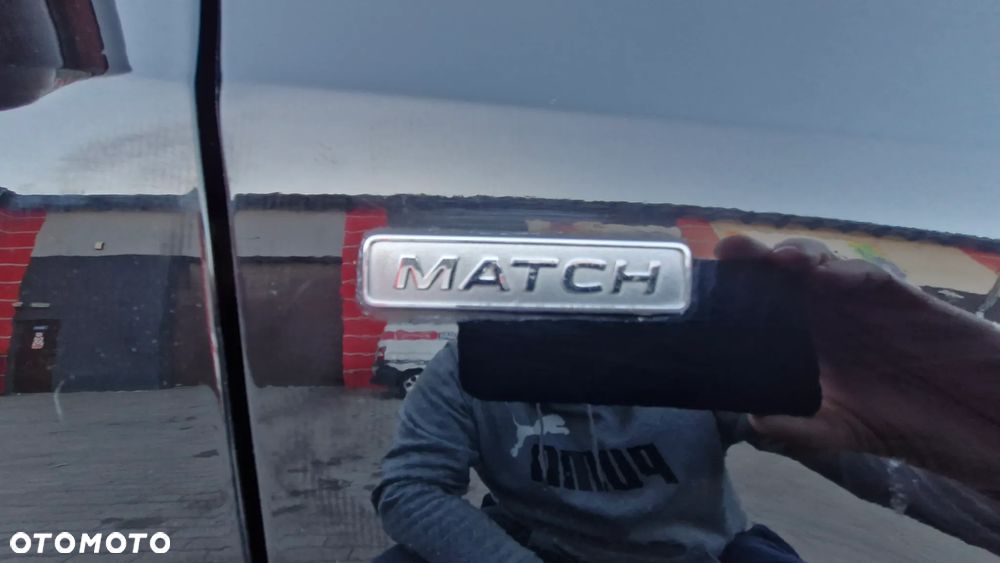 Volkswagen Golf 1.6 TDI DPF MATCH - 22