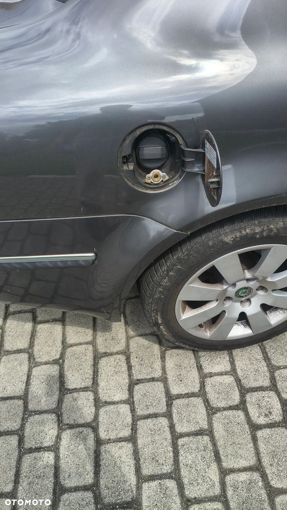 Skoda Superb 2.8 V6 Elegance - 14