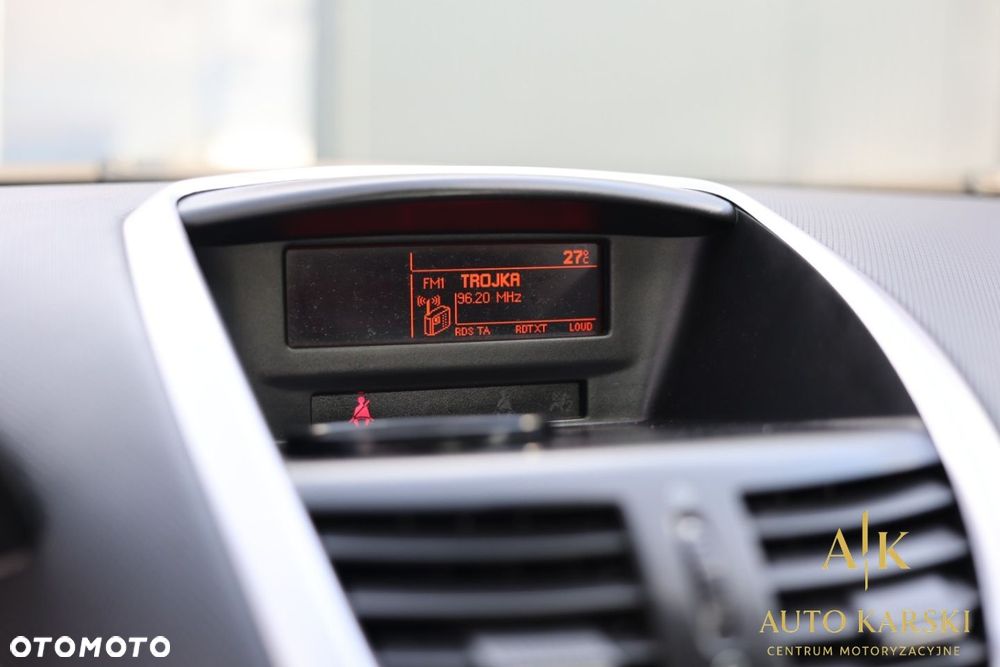 Peugeot 207 - 21