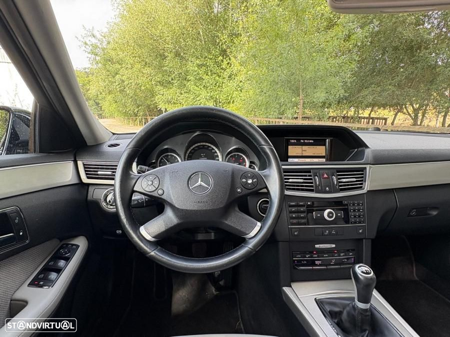 Mercedes-Benz E 250 CDi Avantgarde BlueEfficiency - 22