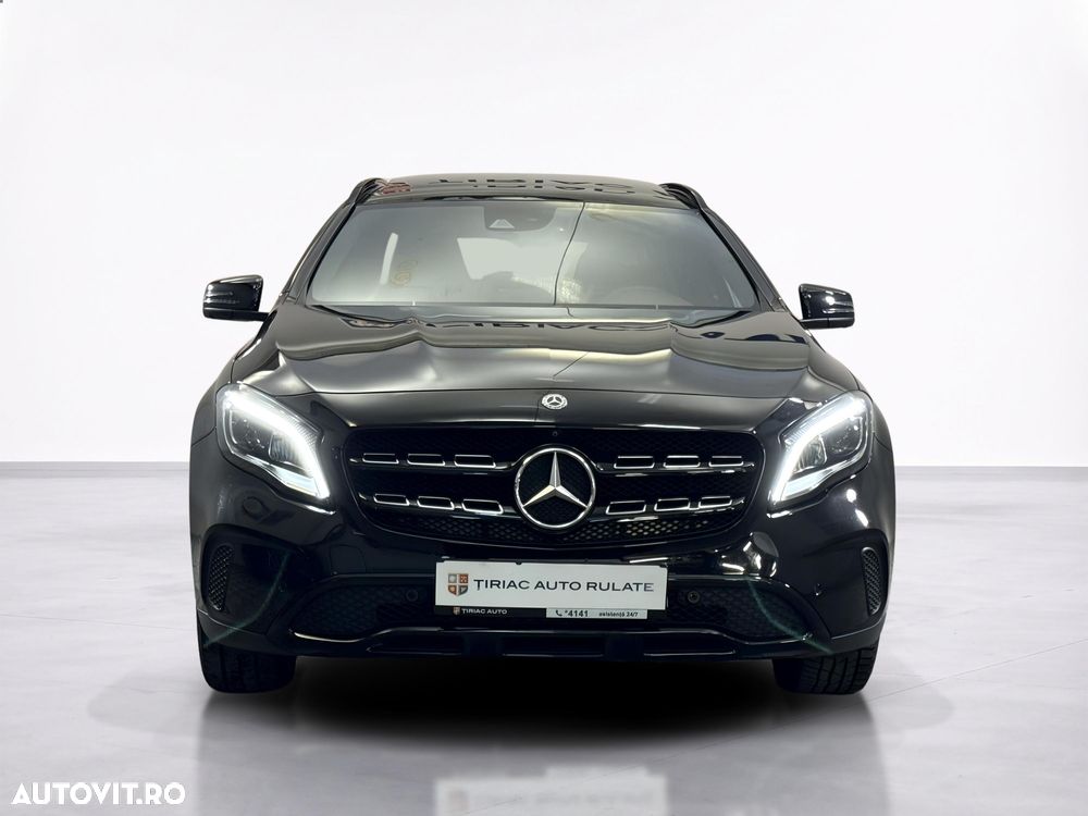 Mercedes-Benz GLA - 9