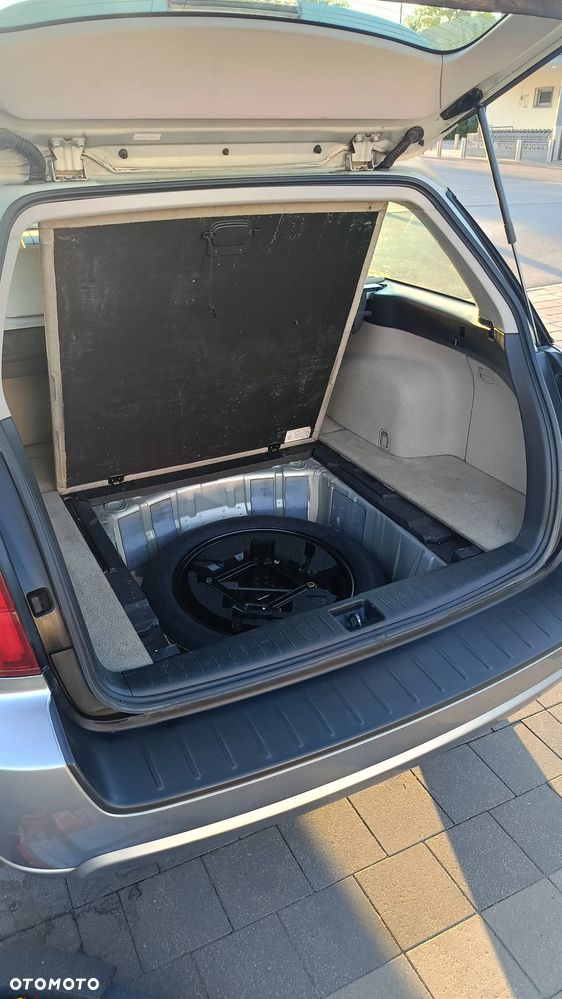 Subaru Legacy 2.5i AT - 16