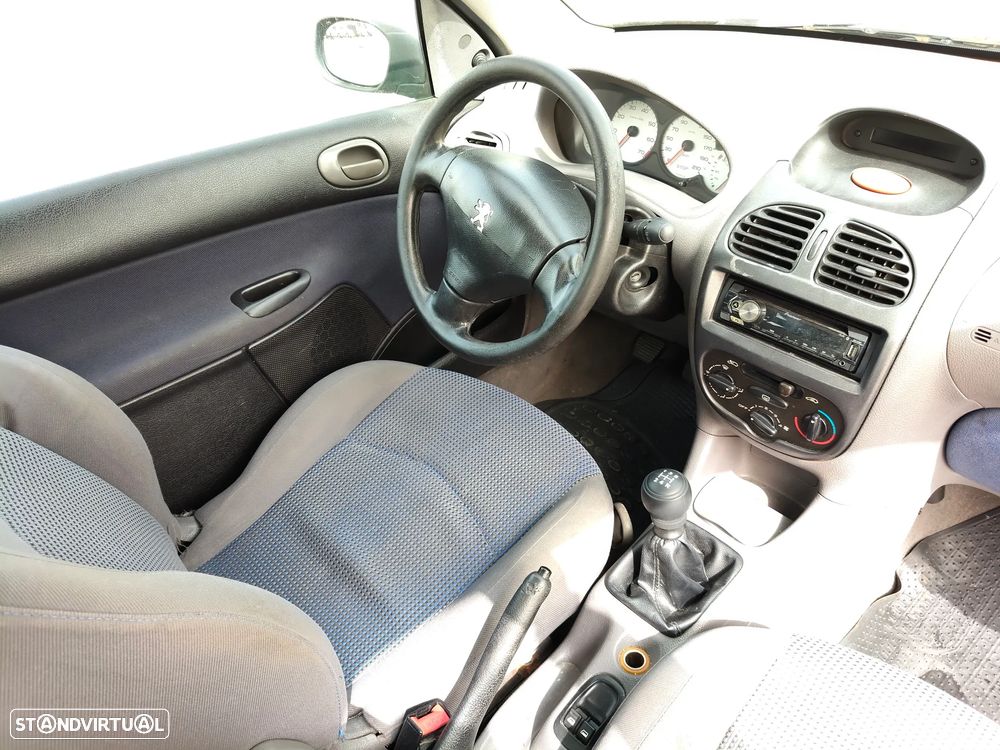 Peugeot 206 1.1 XR Présence - 13