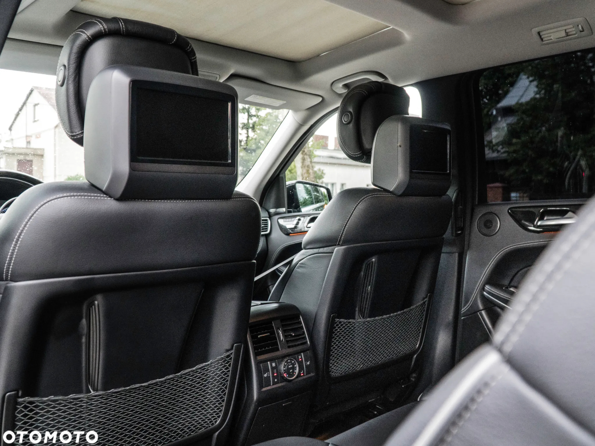 Mercedes-Benz GL 500 4-Matic - 17