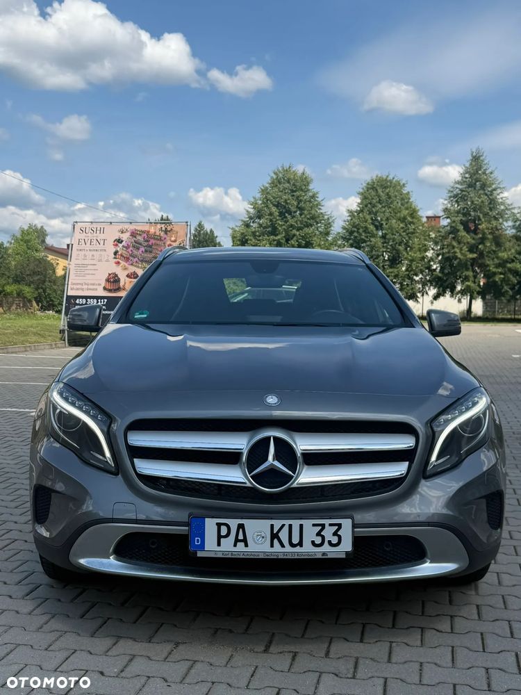 Mercedes-Benz GLA 200 UrbanStyle Edition - 20