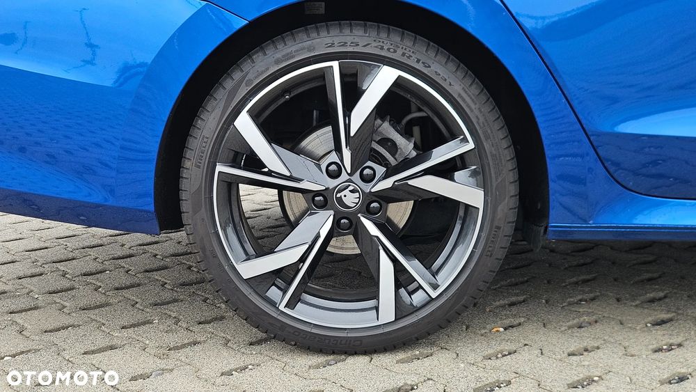 Skoda Octavia 1.5 TSI mHEV Sportline DSG - 10
