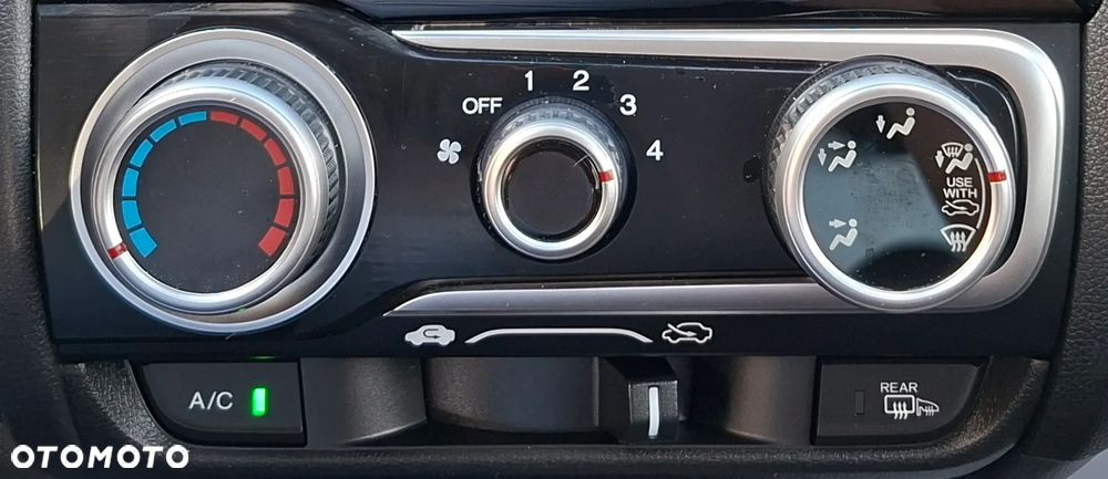 Honda Jazz 1.5 i-VTEC Dynamic (ADAS/Honda Connect+) CVT - 19