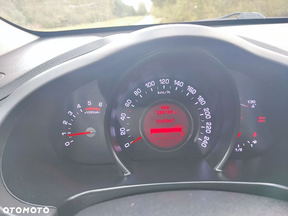 Kia Sportage 1.7 CRDI 2WD Attract - 2