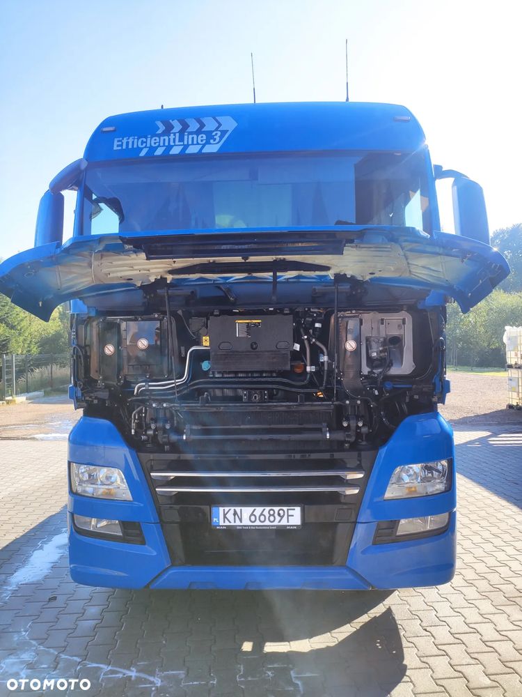 MAN TGX - 8