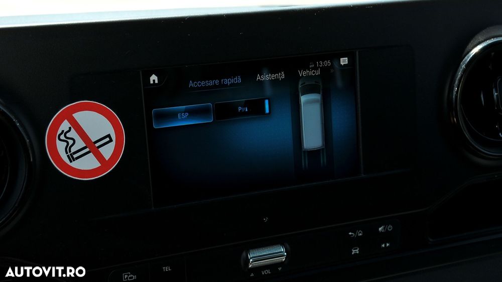 Mercedes-Benz Sprinter - 14