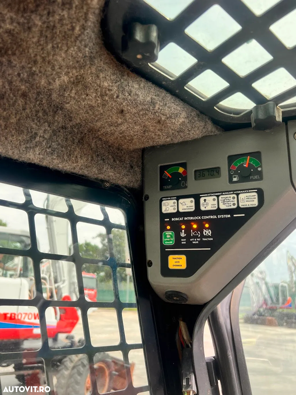 Takeuchi T 300 - 8