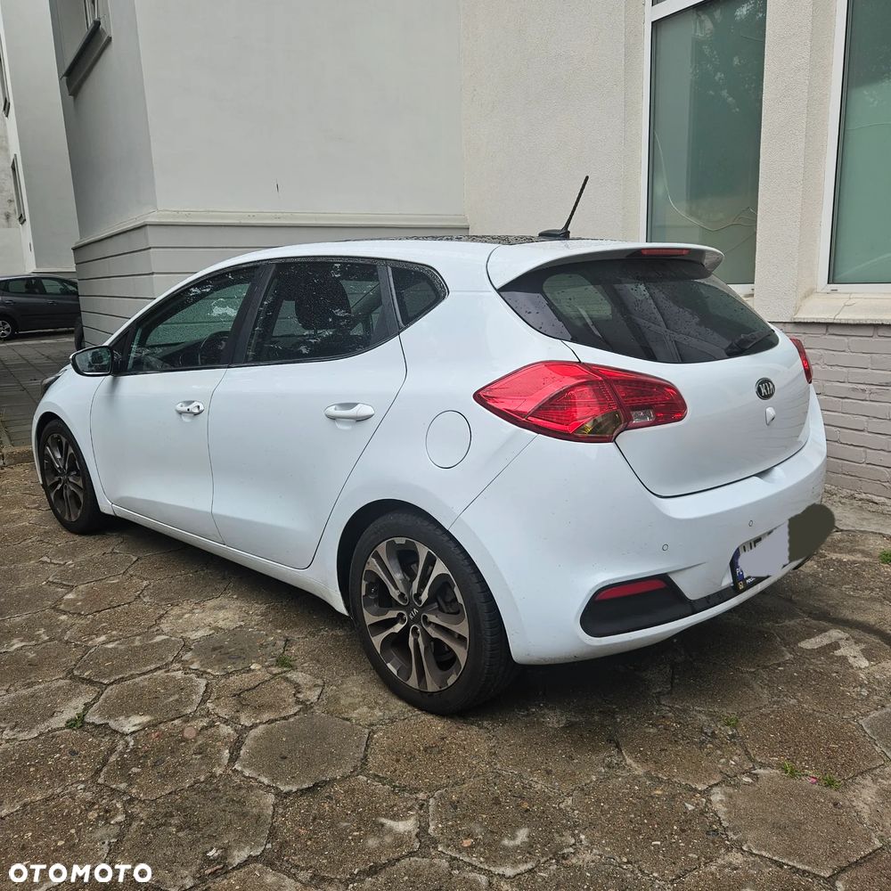 Kia Ceed 1.6 GDI L Business Line DCT - 27