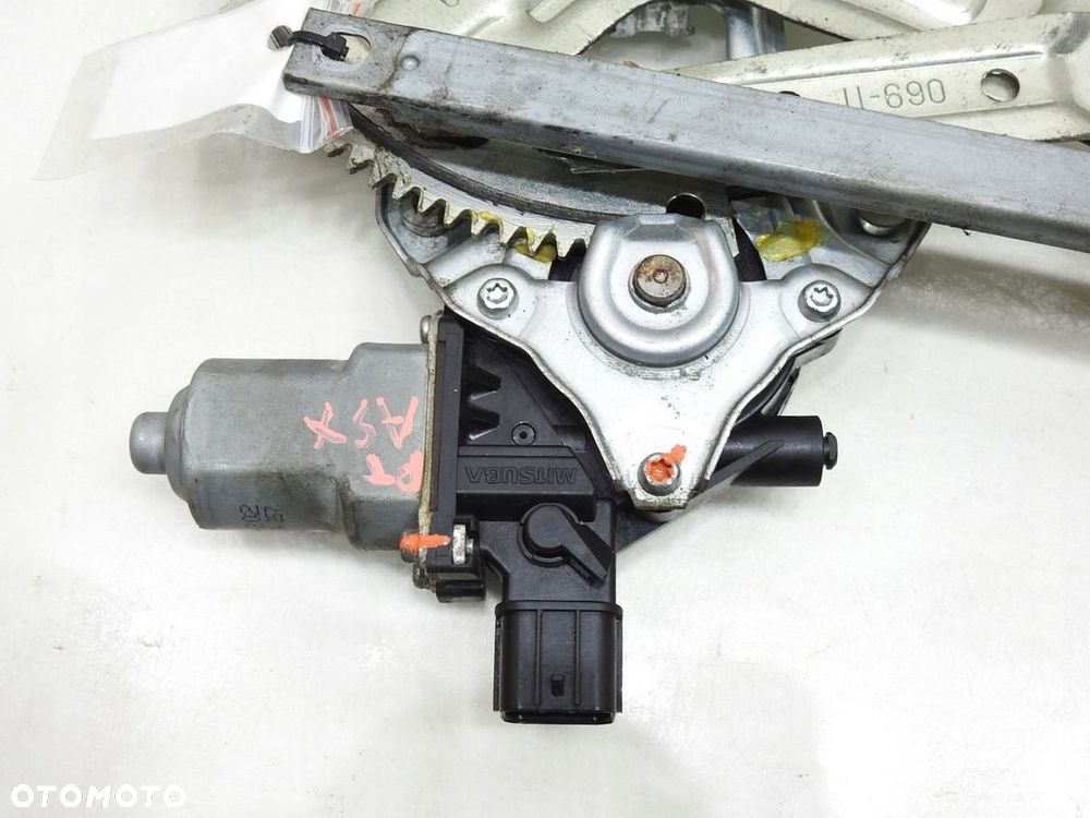 MECHANIZM SILNICZEK SZYBY PRAWY TYŁ MITSUBISHI ASX - 3