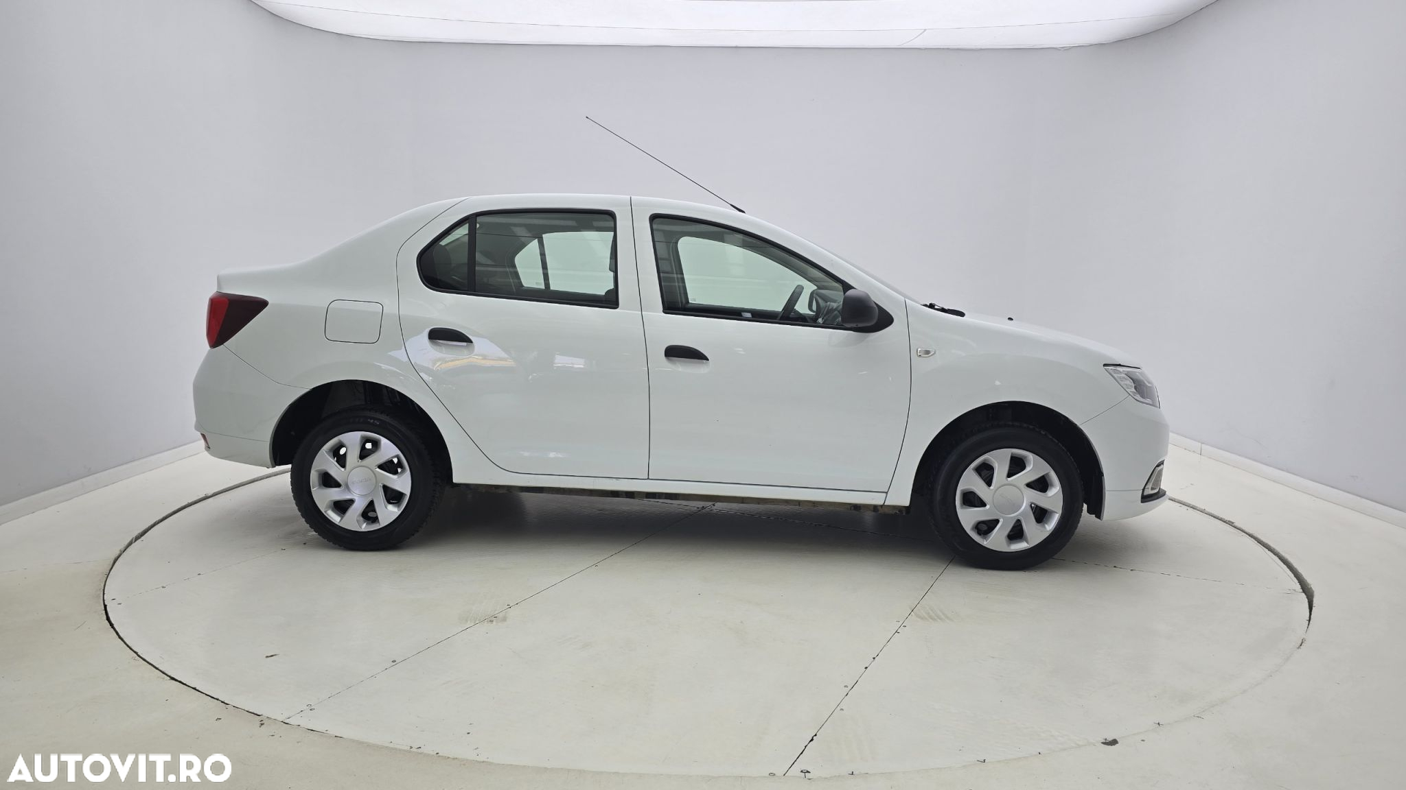 Dacia Logan - 5