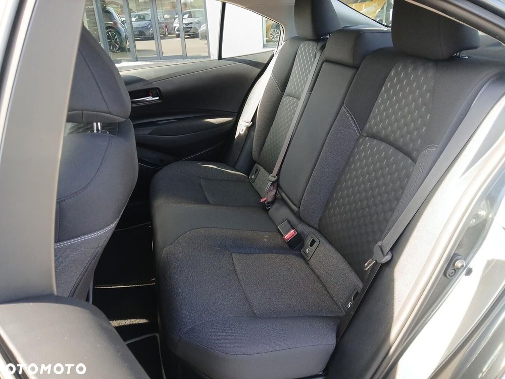 Toyota Corolla 1.8 Hybrid Comfort - 39