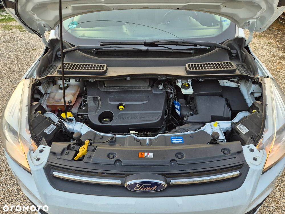 Ford Kuga 2.0 TDCi 4x4 Titanium - 24