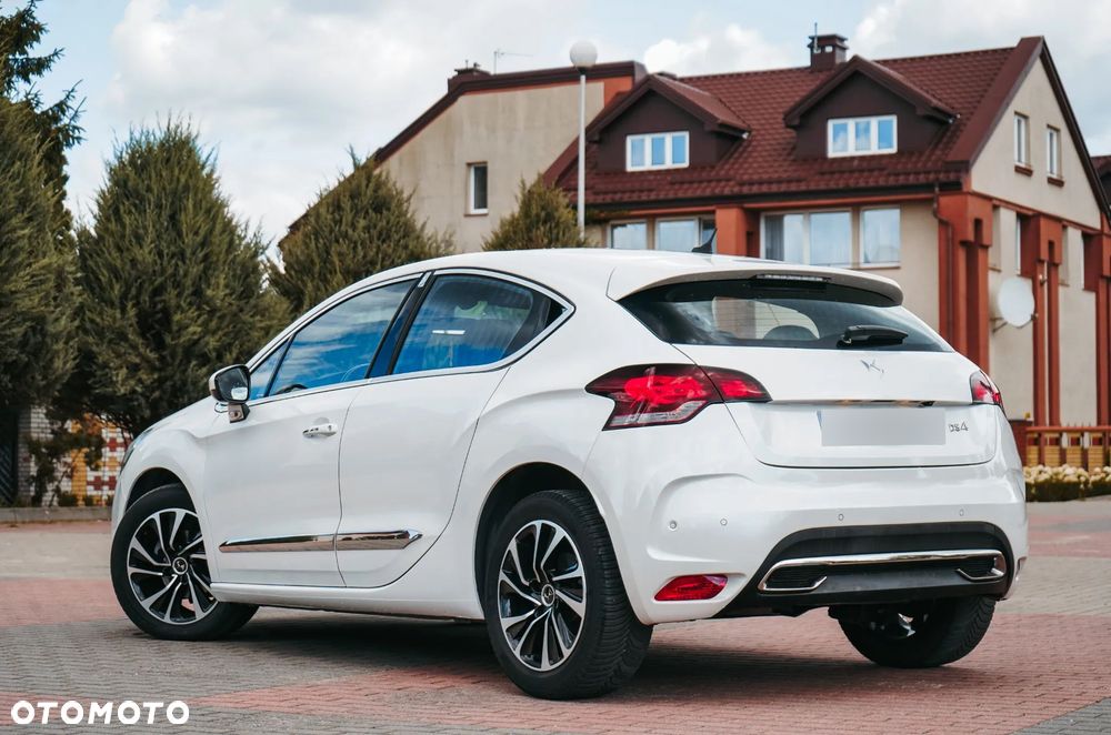 Citroën DS4 1.2 PureTech Chic S&S - 11
