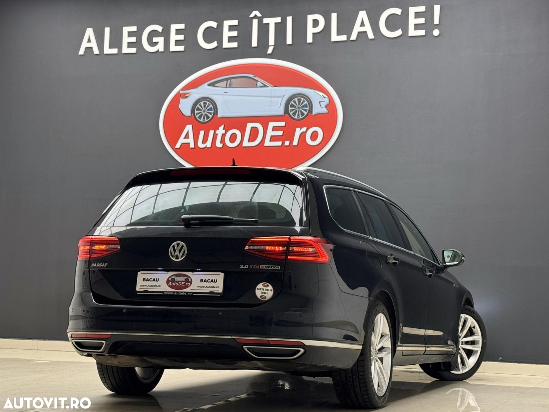 Volkswagen Passat - 4