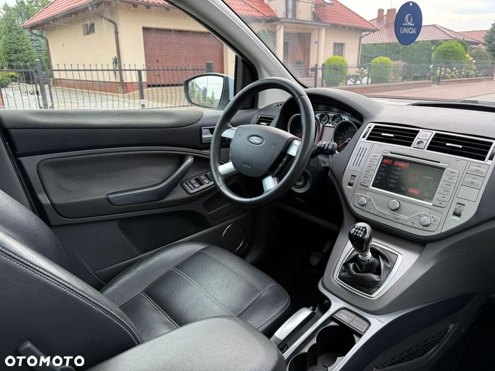 Ford Kuga - 19