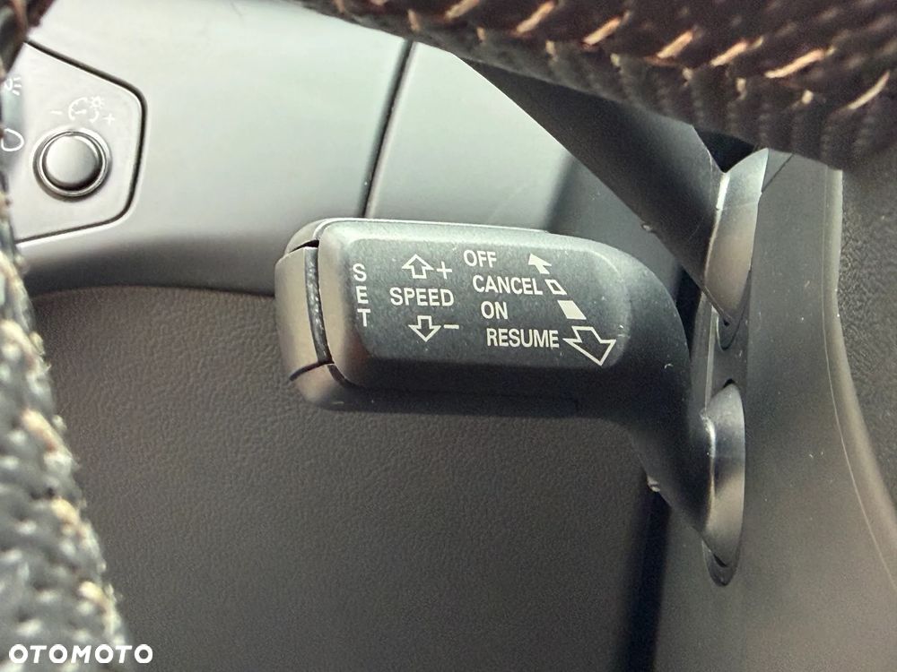 Audi A4 Limousine 2.0 TDI DPF S line Sportpaket (plus) - 18