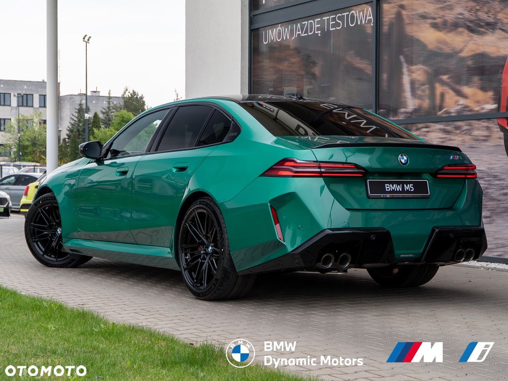 BMW M5 xDrive - 6