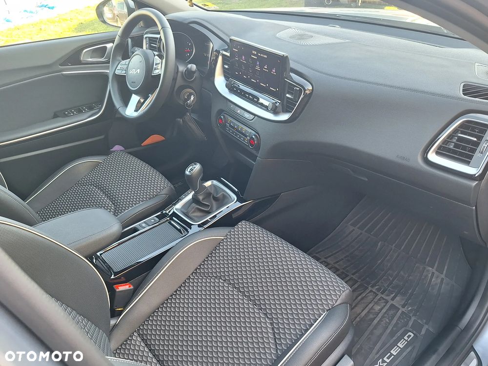 Kia XCeed 1.5 T-GDI L - 6
